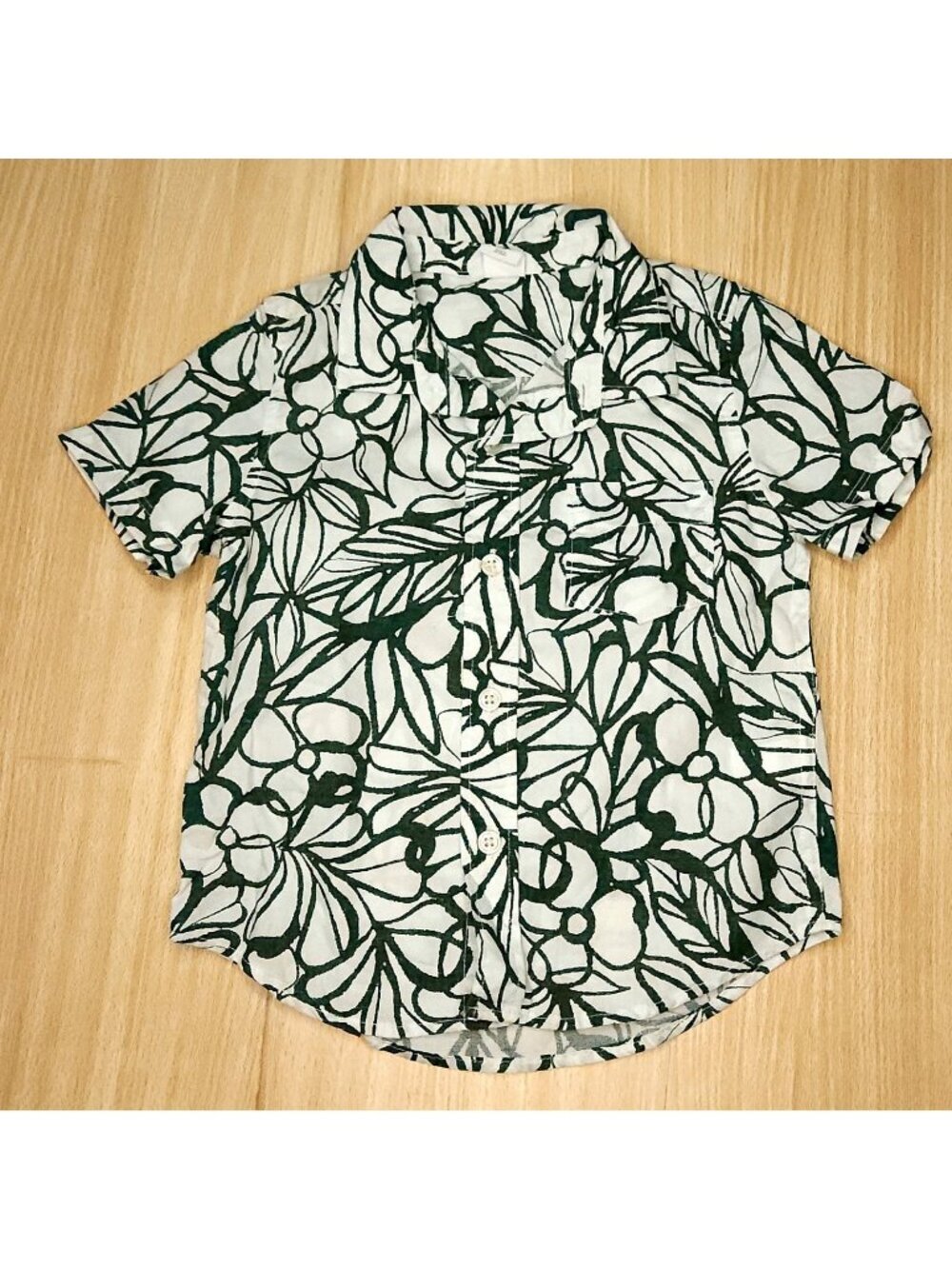 Baby Gap Boys Green White Floral Short Sleeve Button Down 2